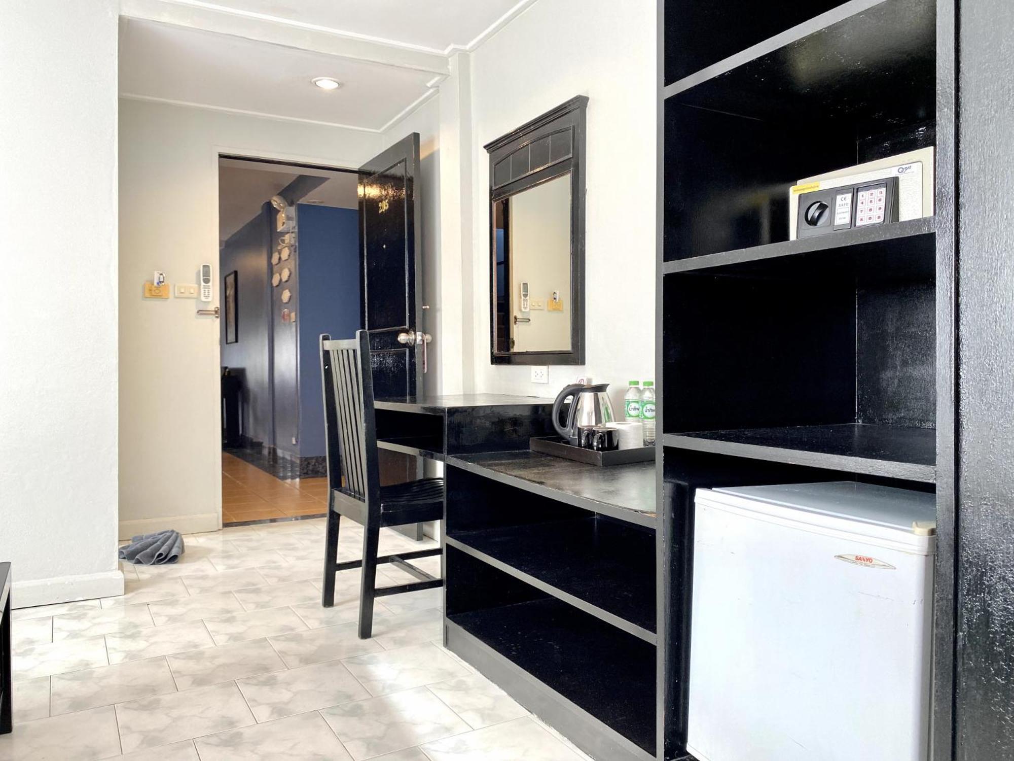 Beachwalk Minotel Patong Dış mekan fotoğraf