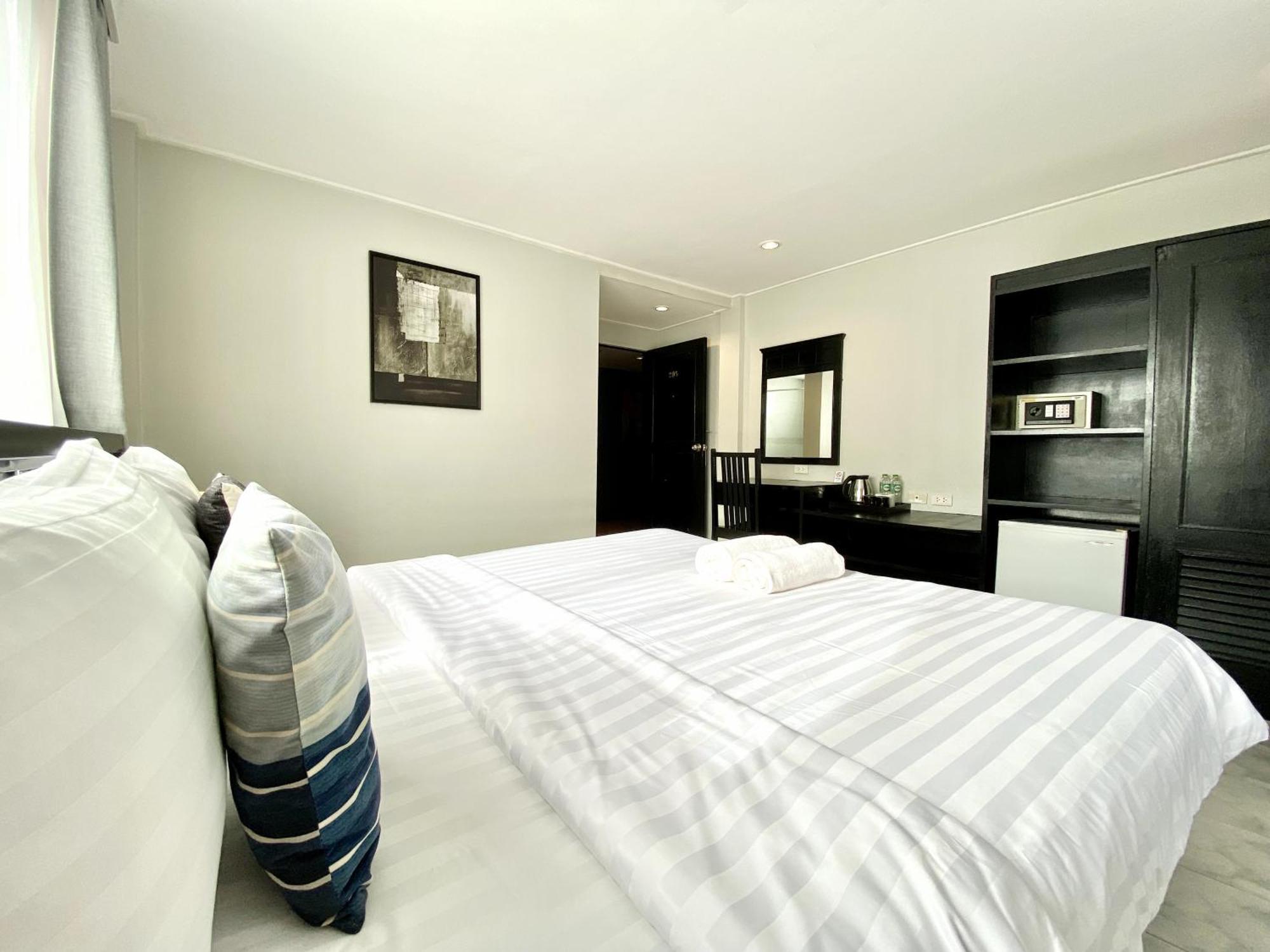 Beachwalk Minotel Patong Dış mekan fotoğraf