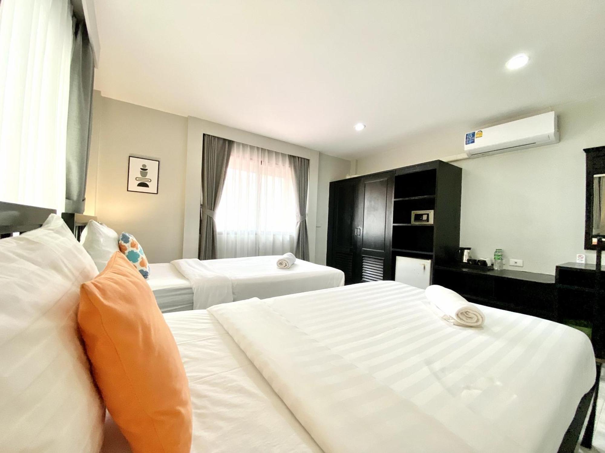 Beachwalk Minotel Patong Dış mekan fotoğraf